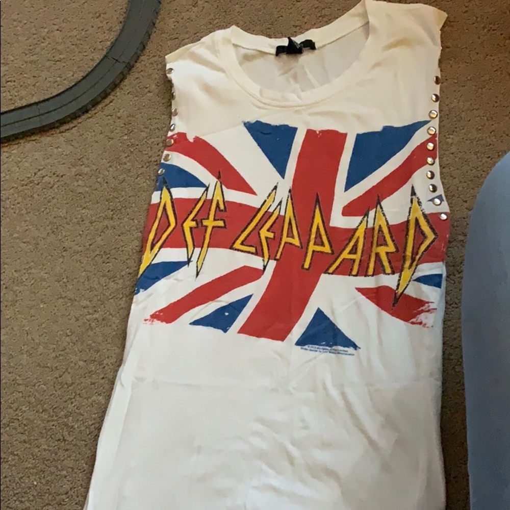 Def lepard muscle tee